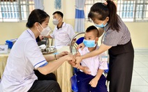 TP.HCM đẩy nhanh tiến độ tiêm vắc xin, phòng chống dịch sởi lây lan tại trường học