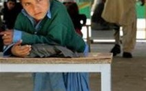 Số trẻ sốt bại liệt ở Indonesia tăng mỗi ngày
