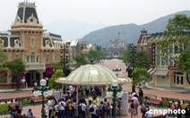 Hơn 200 nhà báo "xông đất" khu Disneyland Hong Kong