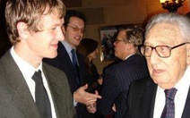 Cuộc chuyện trò ngắn ngủi với Henry Kissinger