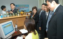 Đoàn đại biểu TNCS TP Thượng Hải thăm báo Tuổi Trẻ