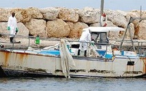 Chiếc "tàu ma chở 11 xác ướp" tấp vào Barbados