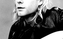 Kurt Cobain "lật đổ" Elvis Presley
