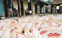 Phiên chợ nón làng Chuông