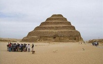 Kim tự tháp Giza không được lên tem