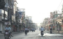 Sáng mùng một: Sài Gòn vắng và chậm