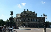 Tráng lệ nhà hát Opera Dresden - Semperoper