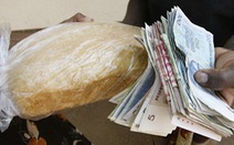 Zimbabwe phát hành tiền giấy 50 tỉ