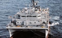 Tàu đánh cá Trung Quốc lại áp sát tàu thăm dò Mỹ