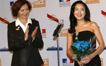 Jeon Do Yeon nhận Huân chương nghệ thuật của Pháp
