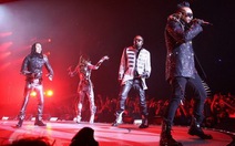 Black Eyed Peas phá kỷ lục nhạc số