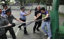 Trung Quốc xử tử giáo viên chém học sinh