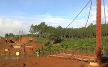Lâm Đồng: cầu treo mới xây dựng đã sập