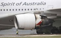 Siêu cơ A380 nổ động cơ khi đang bay