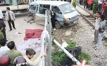 Hà Nội: Tai nạn tàu hỏa 9 người chết