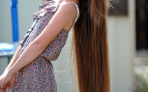 "Cô bé tóc dài" tặng tóc cho bệnh nhi ung thư