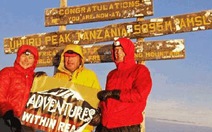 Ông già 80 leo lên đỉnh Kilimanjaro