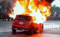 Thêm ôtô và xe SH bốc cháy trên phố