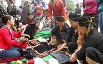 Đi chơi chợ Thụt