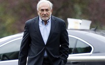Strauss-Kahn bị tố hiếp dâm tập thể tại "tiệc sex"