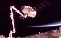 Tàu vũ trụ Space X Dragon đến ISS