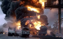 Cháy xe xăng, hơn 100 người mót xăng thiệt mạng