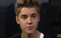 Justin Bieber bị kiện vì làm điếc tai người hâm mộ