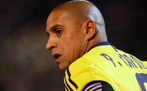 Hậu vệ Roberto Carlos tuyên bố giải nghệ