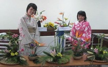 Tham dự buổi giao lưu Nghệ thuật cắm hoa Việt - Nhật