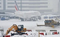 Châu Âu ngập tuyết, hàng trăm chuyến bay bị hủy