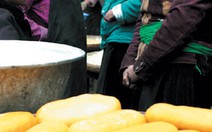 Bánh láo khoải đón Tết của người Mông