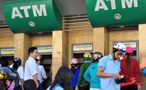 Thu phí rút tiền ATM nội mạng: Ngân hàng dè chừng