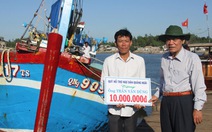 Quảng Ngãi: Hỗ trợ cho 2 tàu cá bị tấn công trên biển
