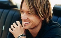 Keith Urban trở lại ghế nóng American Idol