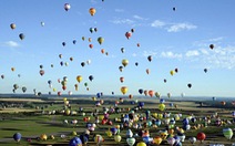 Rộn ràng lễ hội khinh khí cầu quốc tế Lorraine Mondial 2013