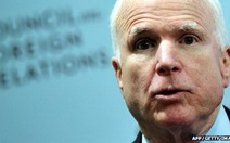 Thượng nghị sĩ John McCain chỉ trích Tổng thống Putin trên báo Nga