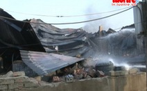 Xem clip: Cháy lớn tại Cụm Tiểu thủ Công nghiệp ở Đức Thọ