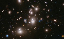 Kính thiên văn "du hành" ngược thời gian 13,2 tỉ năm