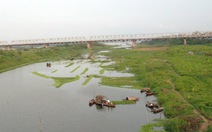 Sông Hồng mùa nước cạn