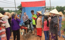 Dân dựng lều phản đối trại heo ô nhiễm môi trường