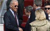 Phó tổng thống Joe Biden đến Kiev, Mỹ dọa trừng phạt Putin