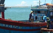 Tàu cá Lý Sơn bị Trung Quốc tấn công đã về đảo