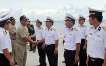 Hải quân VN, Philippines bắt tay nhau trên đảo Song Tử Tây