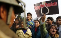 Ấn Độ: Bé gái 6 tuổi bị nhân viên cưỡng hiếp tại trường