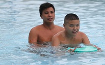 Lớp học bơi dành cho trẻ bị hội chứng Down