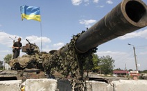 Lính Ukraine bao vây chặt Donetsk