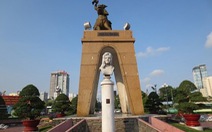 Di dời tượng Quách Thị Trang đến công viên Bách Tùng Diệp