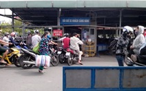 ​Bãi giữ xe sân bay Tân Sơn Nhất thu tiền tùy tiện
