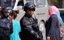 ​Cảnh sát Trung Quốc bắn chết sáu “kẻ tấn công” ở Tân Cương