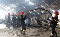 Nhà xưởng rộng hơn 5000m2 đổ sập sau vụ cháy lớn